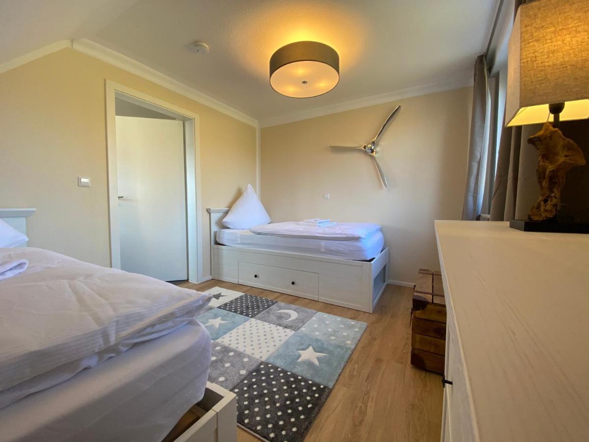 Ferien-Apartment Eisvogel Im Naturschutzgebiet Mit Privatstrand ฟรีดริชส์ฮาเฟน ภายนอก รูปภาพ